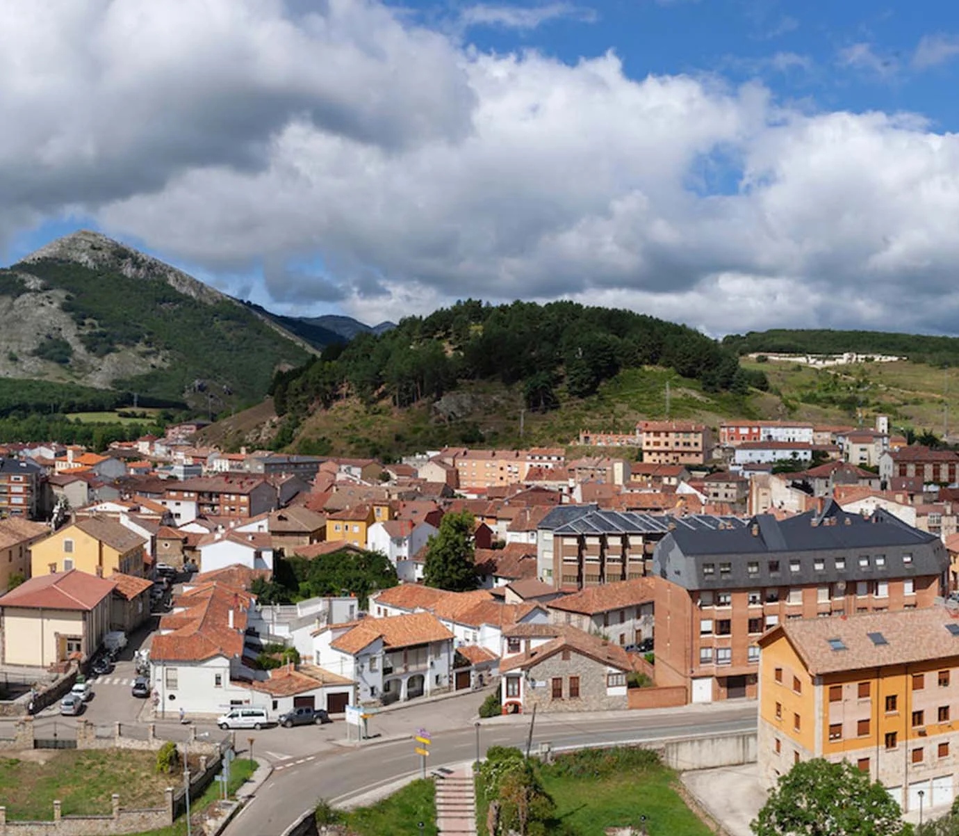 Los Pueblos Medievales de la Montaña Palentina